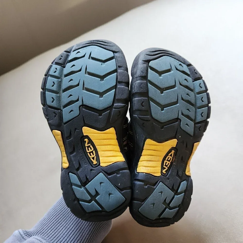 KEEN Black Yellow Strappy Outdoor Sandals